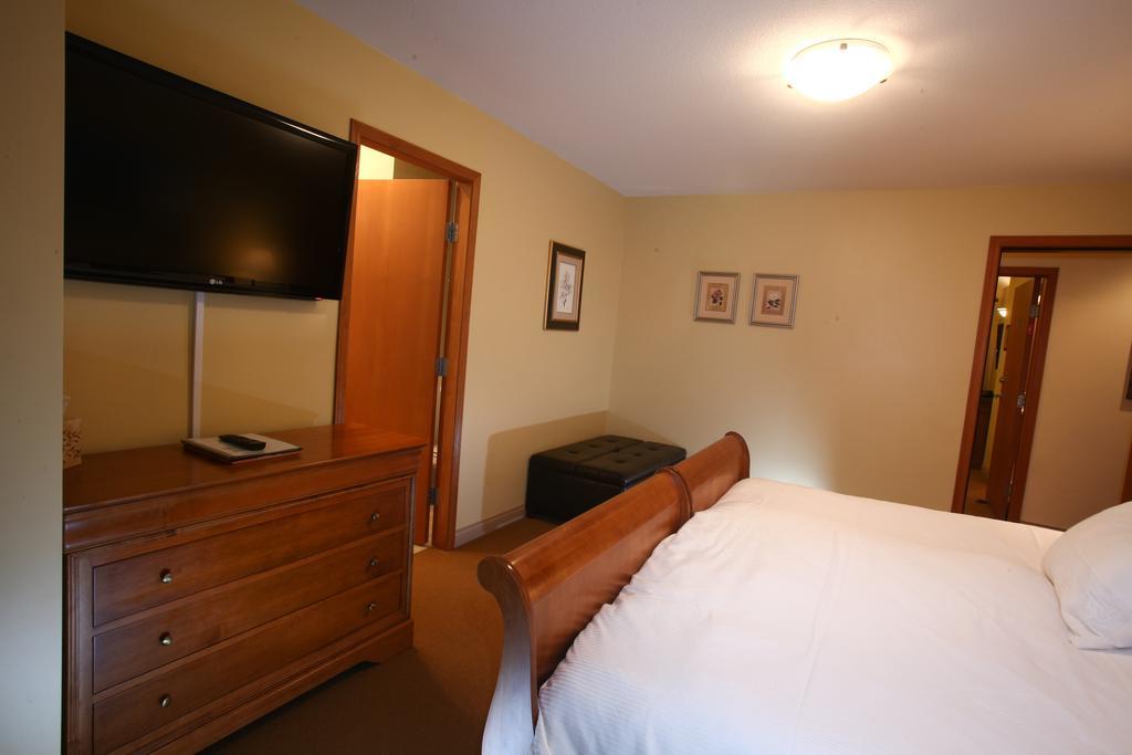 Whistler Alpine Chalet Retreat & Wellness Villa ห้อง รูปภาพ