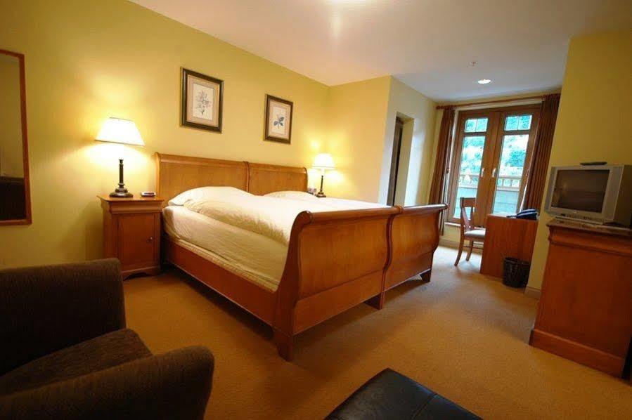 Whistler Alpine Chalet Retreat & Wellness Villa ห้อง รูปภาพ